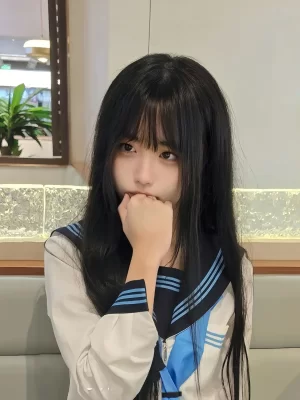 臭脚萝莉主人糯糯的绿奴调教
